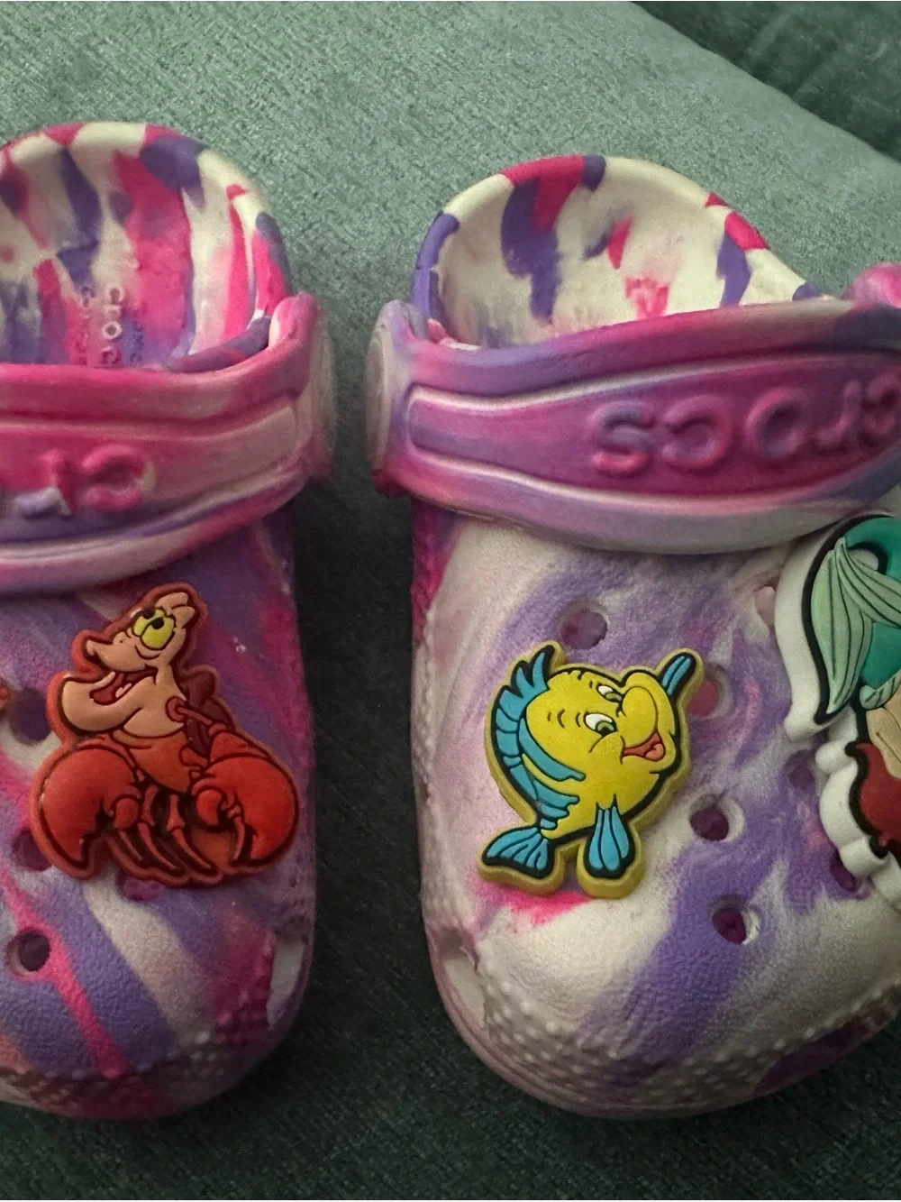 CROCS Kids Pink Purple Tie-Dye Clogs with Ariel Jibbitz